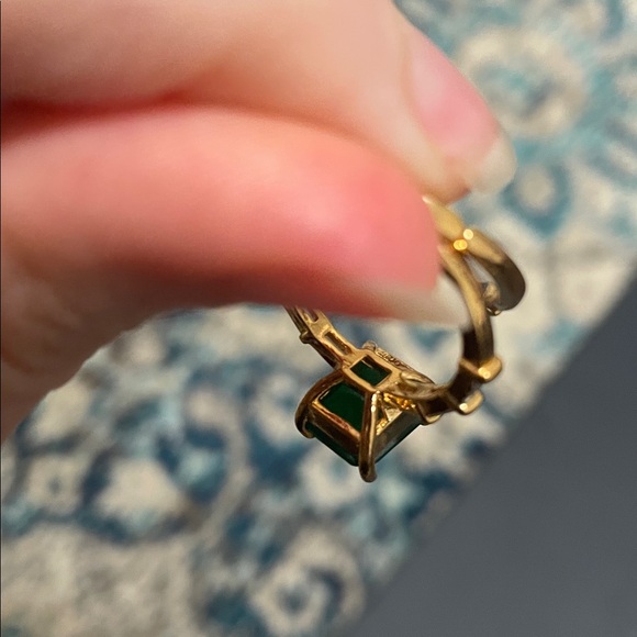 Elegant Green and Gold Ring size 7 emerald baguette 2 rings set - Picture 10 of 13